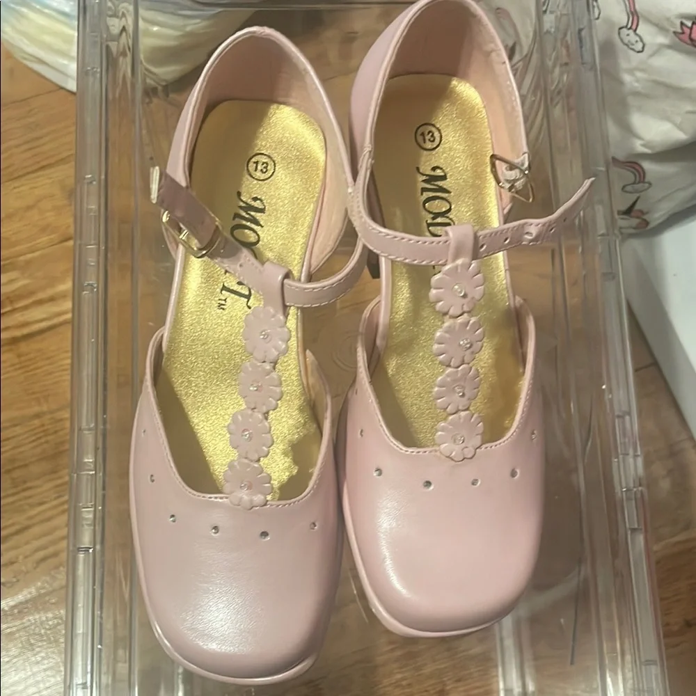 Pink Kids Shoes with Floral Design - Picture 1 of 3